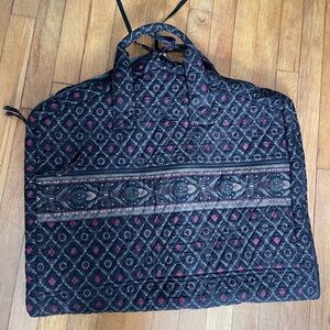Vera Bradley Retired Laurel Print Garmet Bag